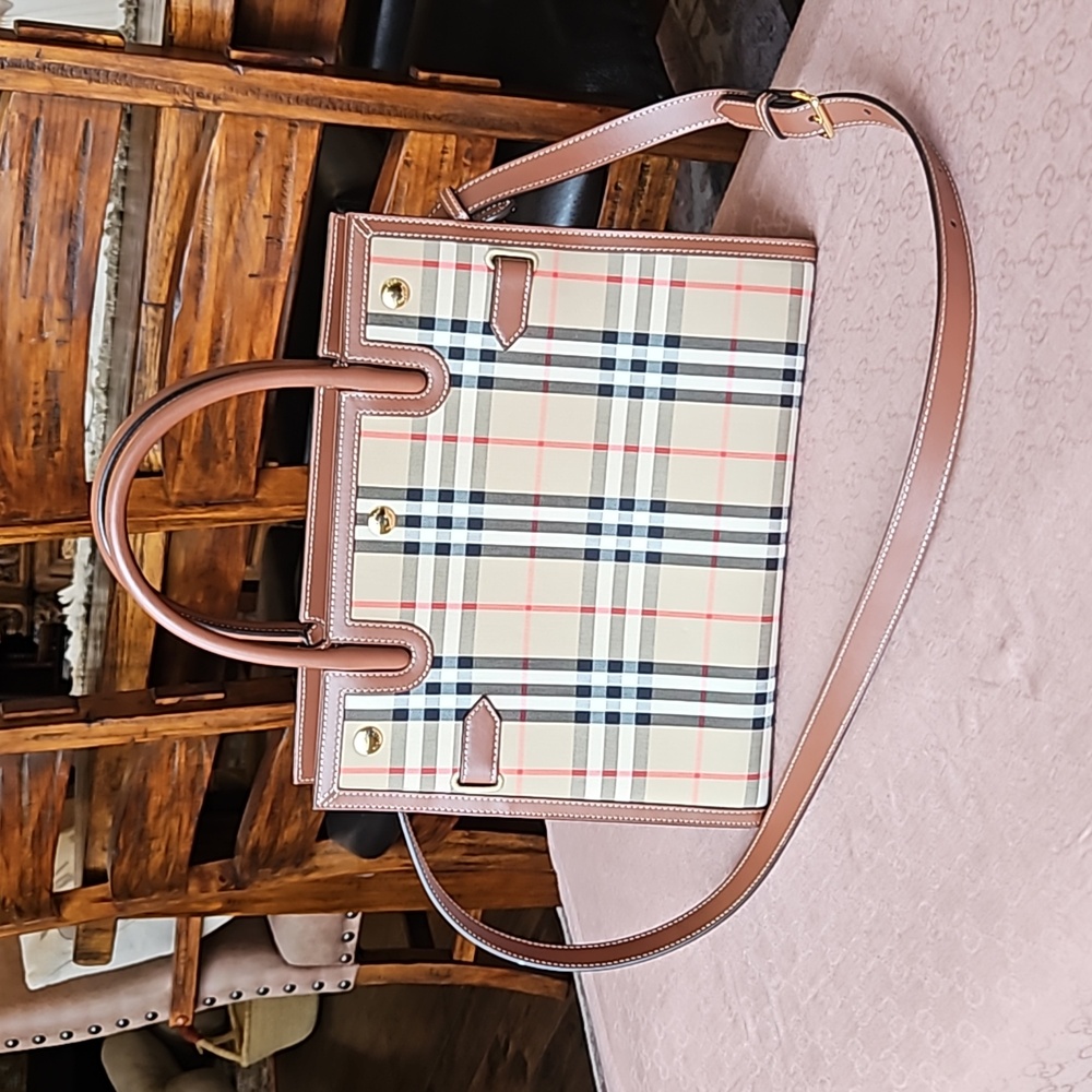 Burberry Tote